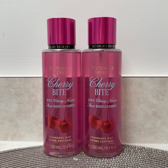 NWT Victoria’s Secret Cherry Bite Mists Set - Picture 1 of 2